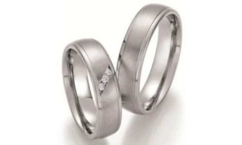 Vielsesringe i Titan - Evolution   (03/22)