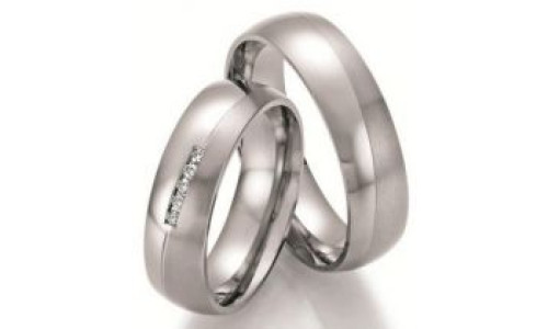 Vielsesringe i Titan - Evolution   (03/22)