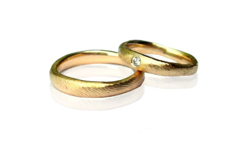 Min Vielsesring Profil 6 i 8 karat guld.   (03/25)