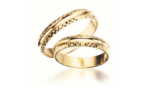 Hjertering i guld   (05/25)