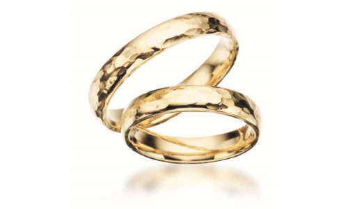 Hjerteringe i guld    (05/25)